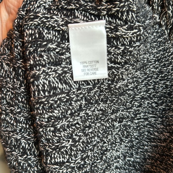 NWOT CROFT & BARROW BLACK/WHITE V NECK KNIT SWEATER SZ 2X - Picture 5 of 5